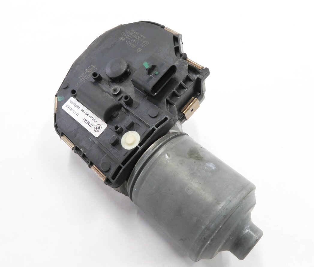 Thumbnail 1: 2010-2016 BMW M5 528i 535i 550i 740i 750i 760i (F01 F10) WINDSHIELD WIPER MOTOR