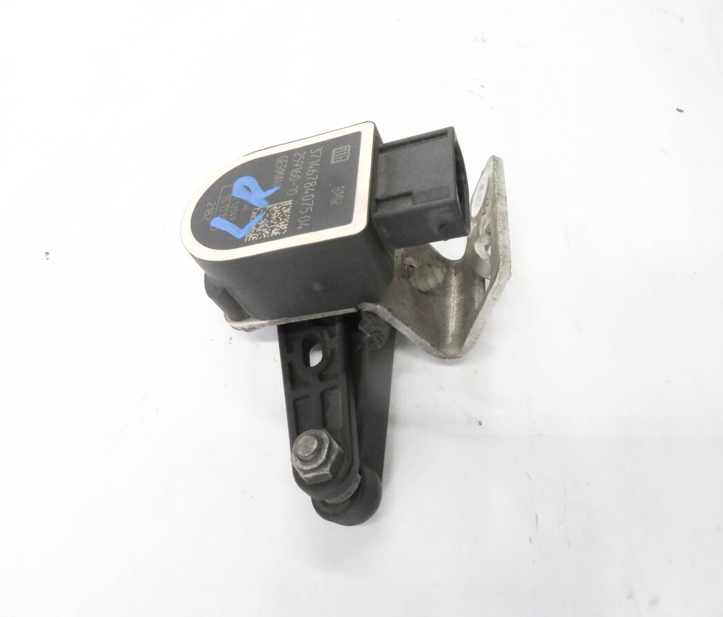 Thumbnail 3: 2012 BMW 535i (F10) LEFT DRIVER REAR SUSPENSION HEIGHT LEVEL SENSOR