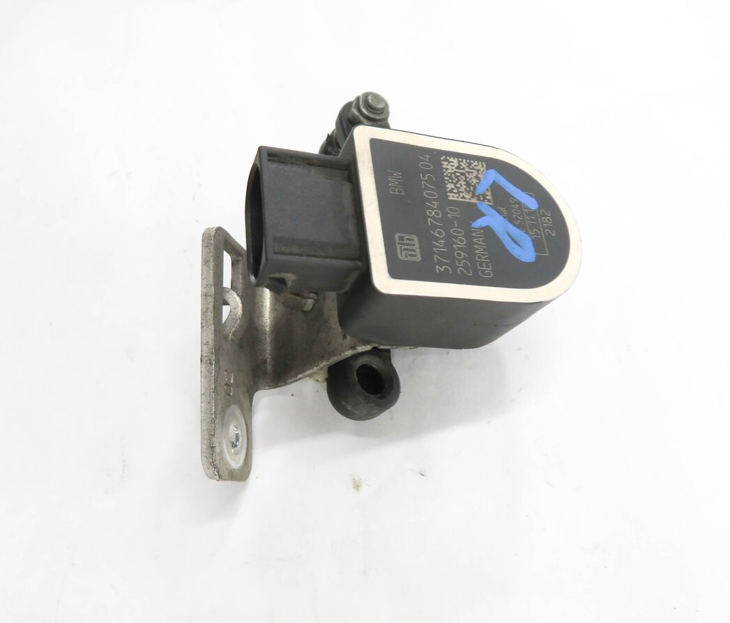 Thumbnail 4: 2012 BMW 535i (F10) LEFT DRIVER REAR SUSPENSION HEIGHT LEVEL SENSOR