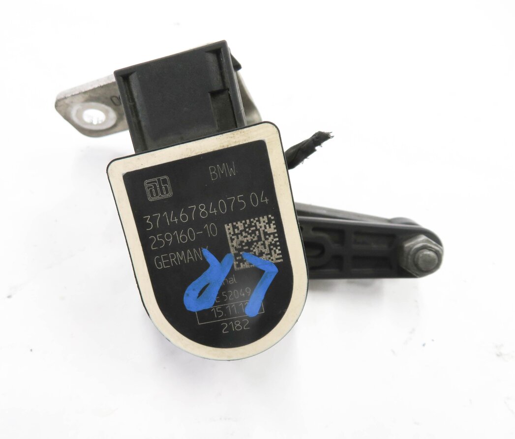 Thumbnail 5: 2012 BMW 535i (F10) LEFT DRIVER REAR SUSPENSION HEIGHT LEVEL SENSOR