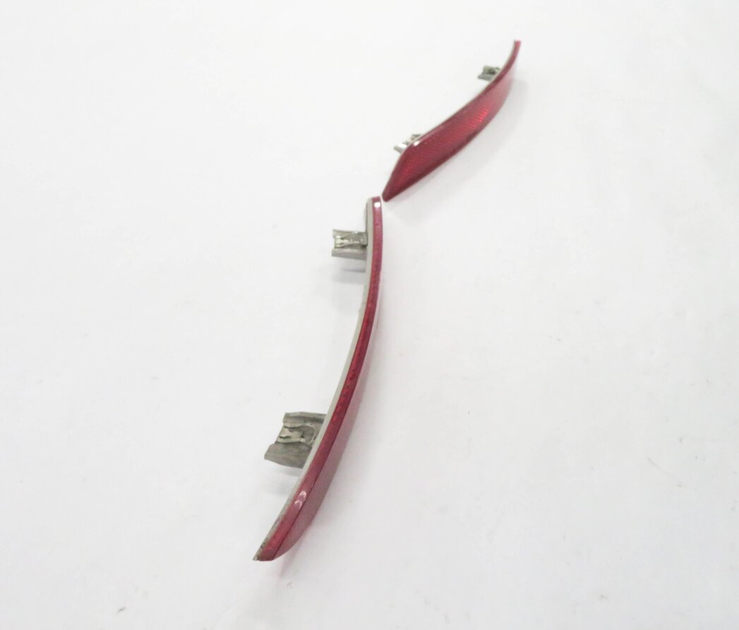 Thumbnail 3: 2012 BMW 535i (F10) REAR LEFT & RIGHT BUMPER MARKER REFLECTOR SET-2