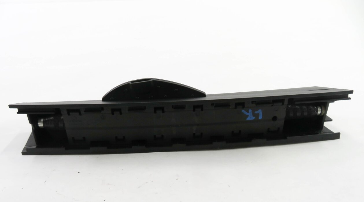 Thumbnail 6: 11-16 BMW 528i 535i 550i (F10) LEFT REAR DOOR QUARTER VENT WINDOW PRIVACY SHADE