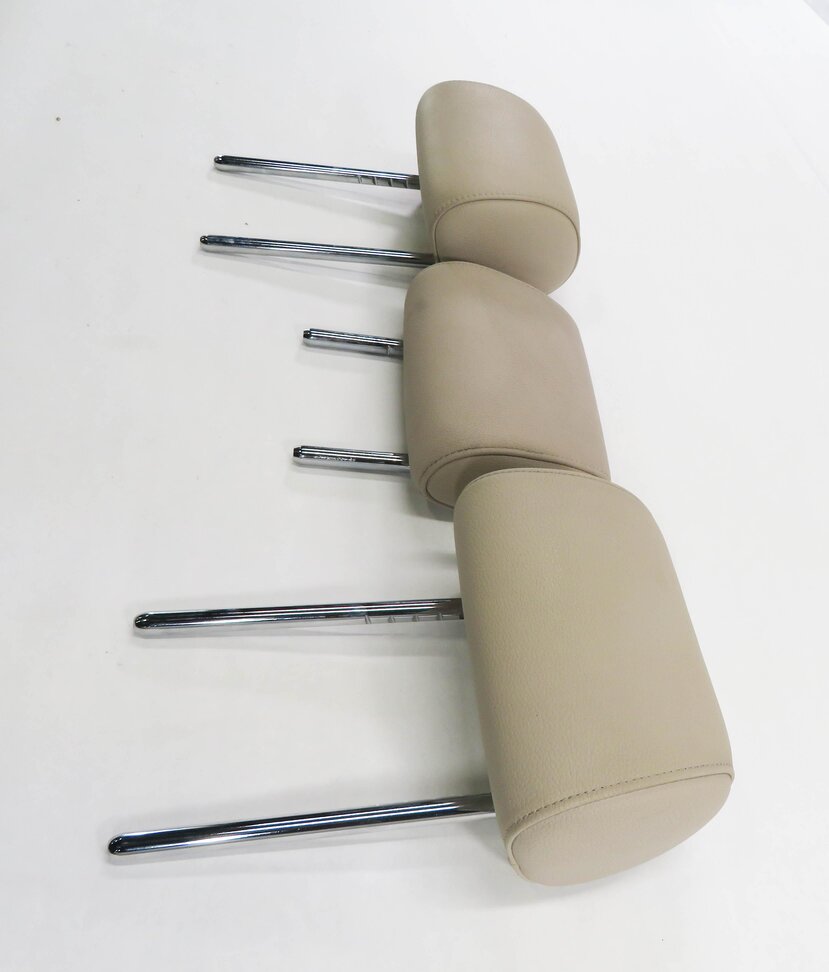 Thumbnail 4: 2012 BMW 535i (F10) REAR SEAT - LEFT / CENTER / RIGHT - HEADREST SET (OYSTER)