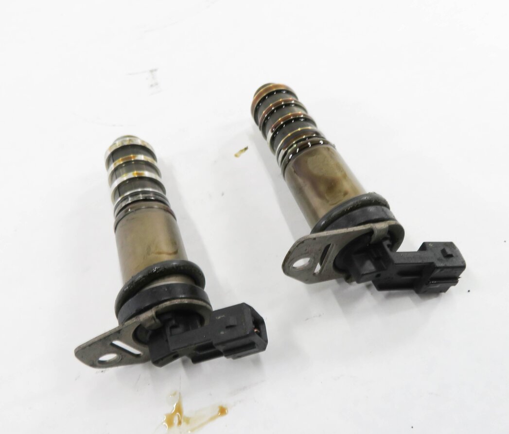 2012 BMW 535i (F10) 3.0L N55 TURBO - VVT VARIABLE VALVE TIMING SOLENOID SET