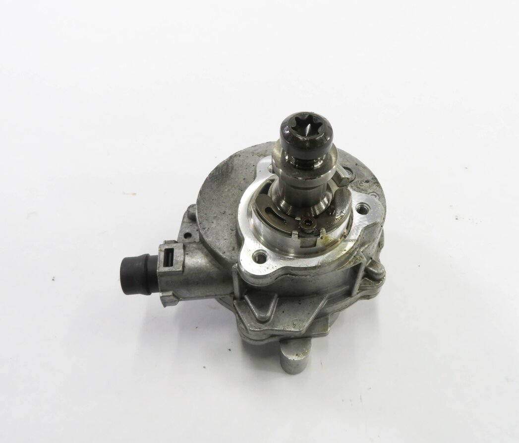 Thumbnail 5: 10-12 BMW 135i 335i 535i 640i X3 X5 X6 (E87 E90 E70) 3.0L N55 BRAKE VACUUM PUMP