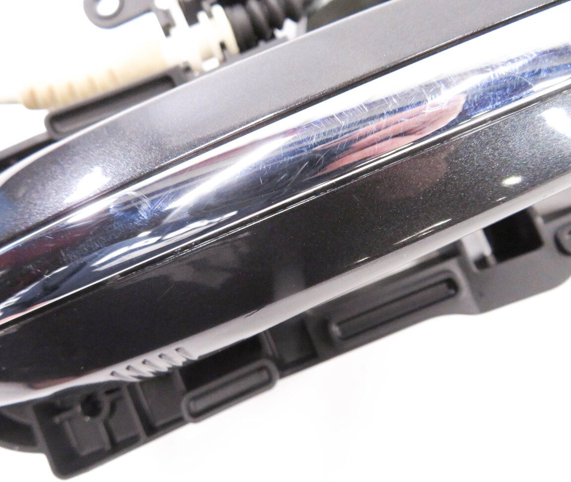 Thumbnail 8: 09-18 BMW 528i 535i 550i 740i 750i 760i RIGHT FRONT COMFORT DOOR HANDLE (******)