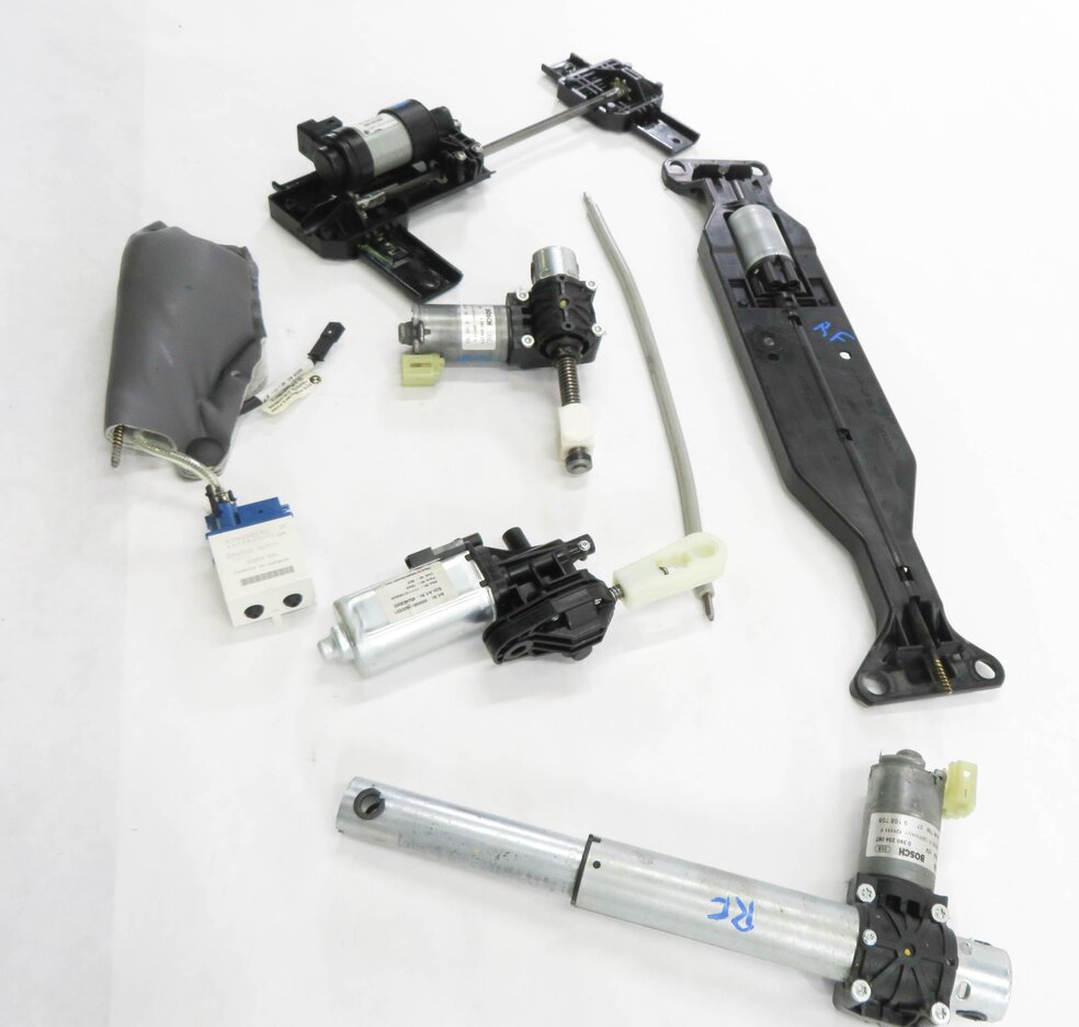 Thumbnail 3: 2012 BMW 535i (F10) RIGHT FRONT PASSENGER POWER SEAT ADJUSTMENT MOTOR SET-6