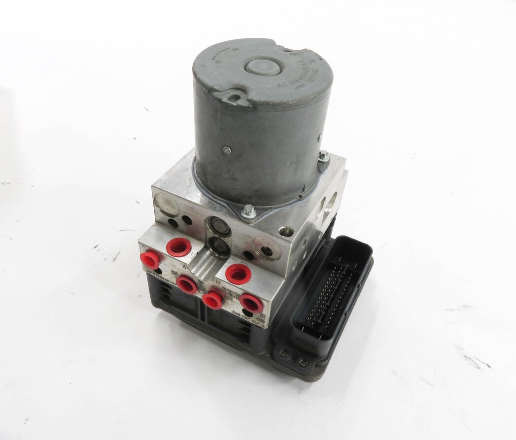 11-12 BMW 528i 535i 550i 640i 650i (F06 F10) RWD DSC ABS ANTI-LOCK BRAKE PUMP