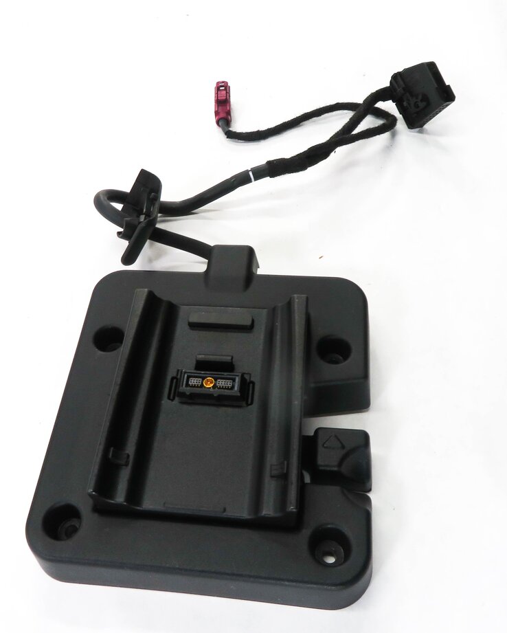 Thumbnail 3: 2008 RANGE ROVER SPORT (L320) CENTER CONSOLE CELL PHONE DOCK CRADLE CHARGER