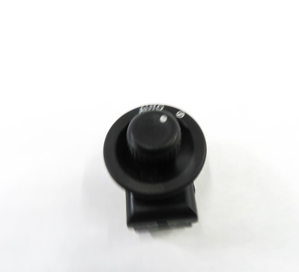 Thumbnail 2: 2008 RANGE ROVER SPORT (L320) STEERING COLUMN POSITION ADJUSTMENT SWITCH BUTTON