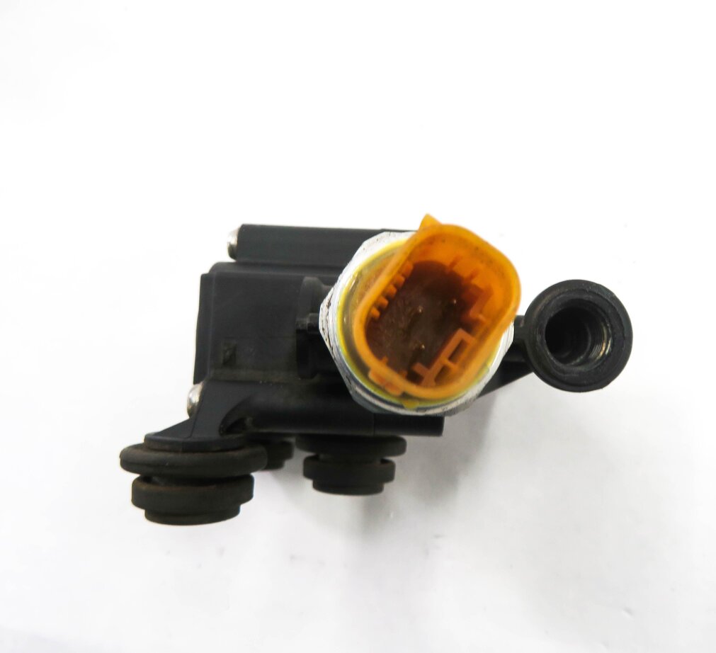 Thumbnail 7: 08 RANGE ROVER SPORT (L320) FRONT & REAR AIR SUSPENSION VALVE BLOCK SET-3
