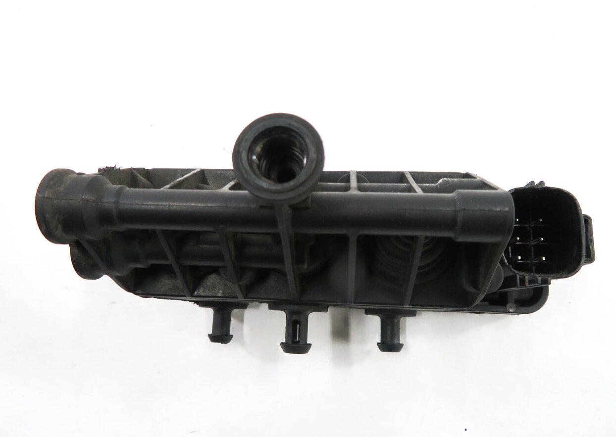 Thumbnail 8: 08 RANGE ROVER SPORT (L320) FRONT & REAR AIR SUSPENSION VALVE BLOCK SET-3
