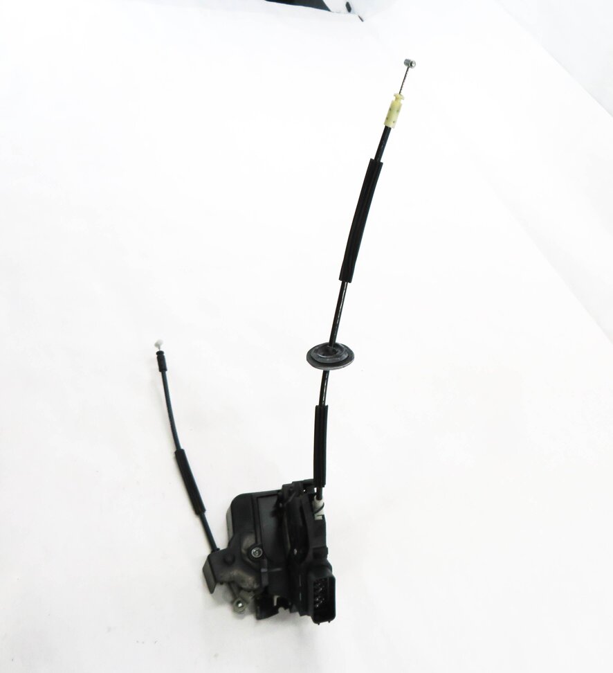 Thumbnail 3: 2005-2006 LAND ROVER LR3 / 06-08 RANGE ROVER SPORT (L320) RIGHT FRONT DOOR LATCH