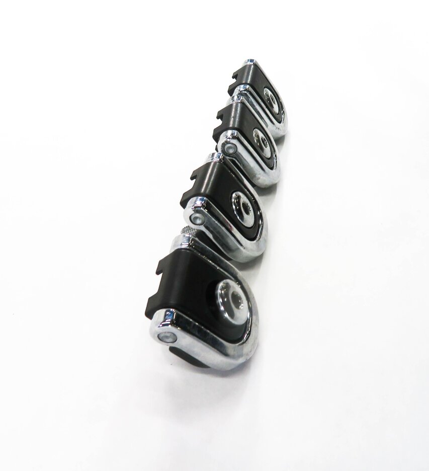 Thumbnail 3: 2008 RANGE ROVER SPORT (L320) REAR LUGGAGE CARGO TIE DOWN HOOK BUCKLE SET-4
