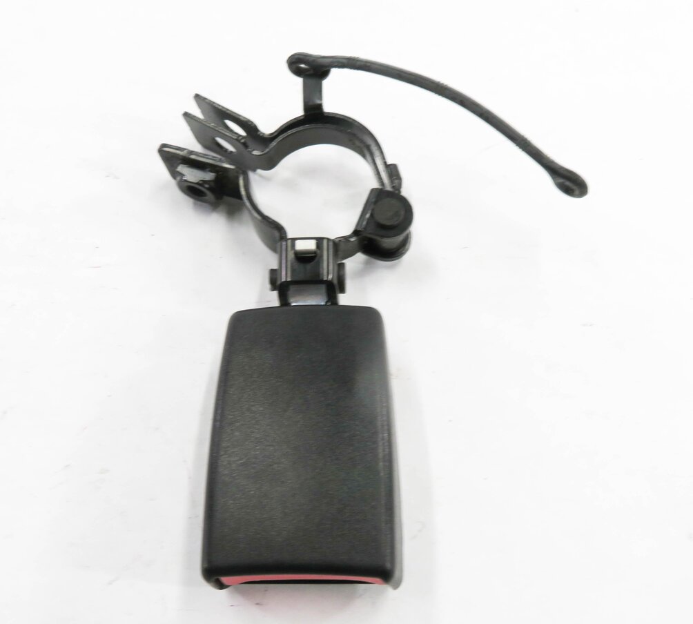 Thumbnail 2: 2013 RANGE ROVER SPORT (L320) REAR 2nd ROW SEAT LEFT SEATBELT BUCKLE RECEIVER