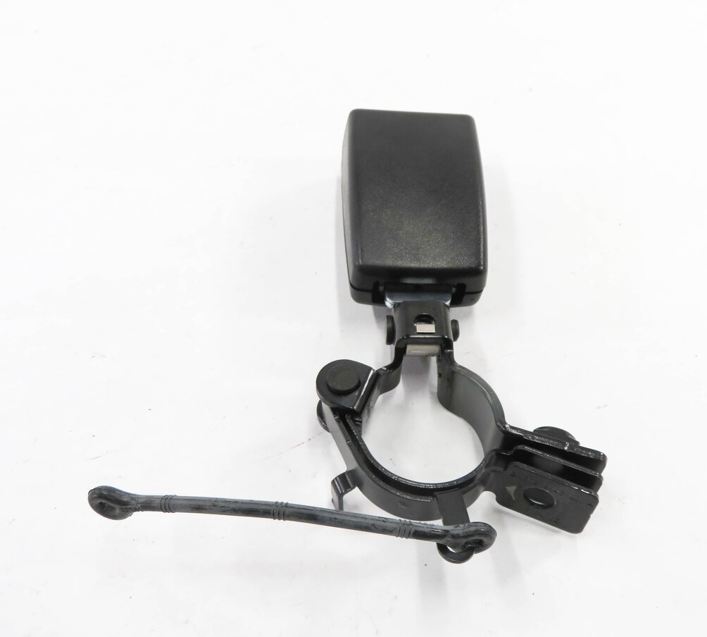 Thumbnail 5: 2013 RANGE ROVER SPORT (L320) REAR 2nd ROW SEAT LEFT SEATBELT BUCKLE RECEIVER