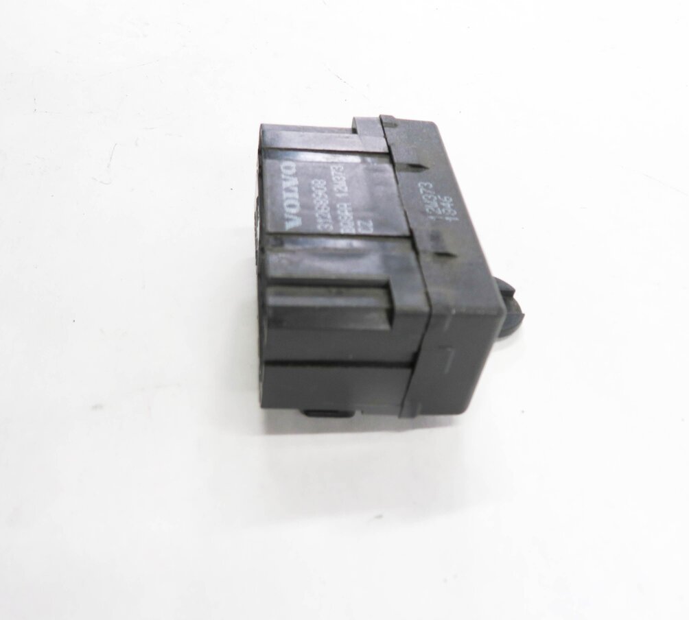 Thumbnail 3: 2013 RANGE ROVER SPORT (L320) FRONT HEATED SEAT CONTROL MODULE