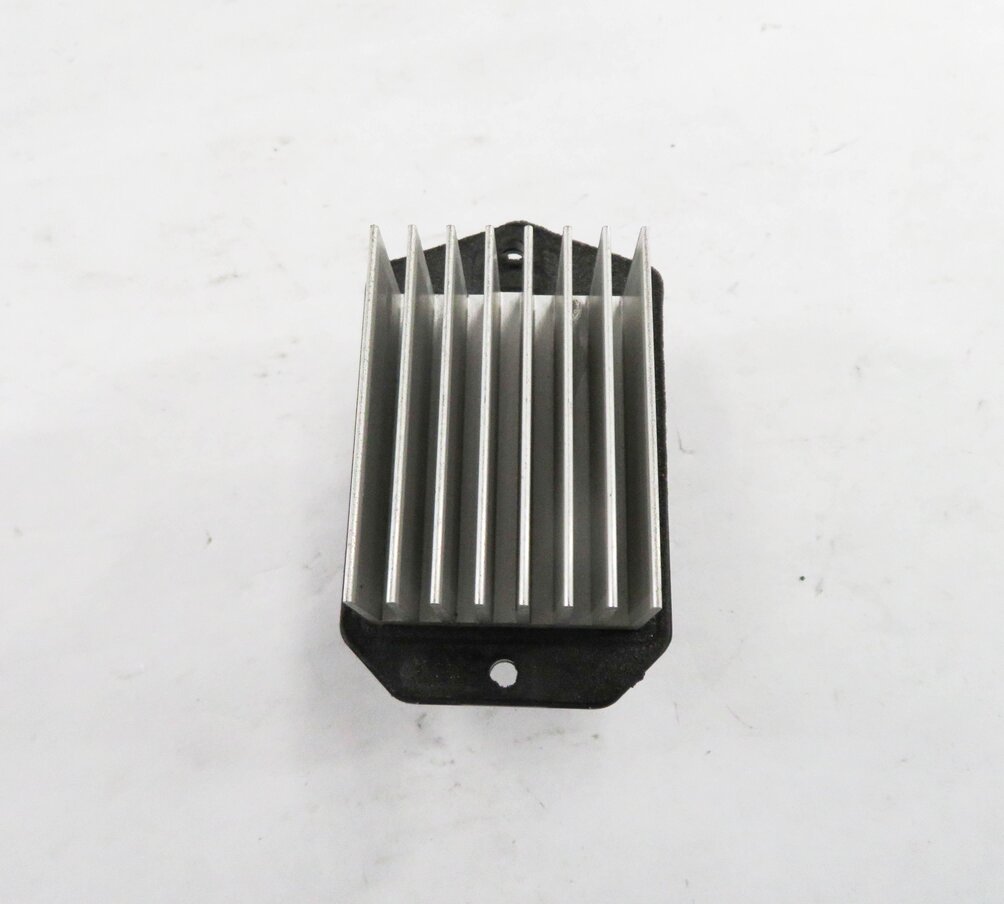 Thumbnail 6: 2013 RANGE ROVER SPORT (L320) FRONT HEATER A/C BLOWER FAN MOTOR SPEED RESISTOR