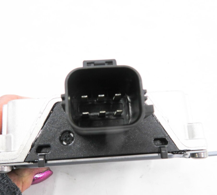 Thumbnail 7: 2010-2015 RANGE ROVER SPORT EVOQUE LR2 LR4 (FF/F4 L320) FUEL PUMP CONTROL MODULE