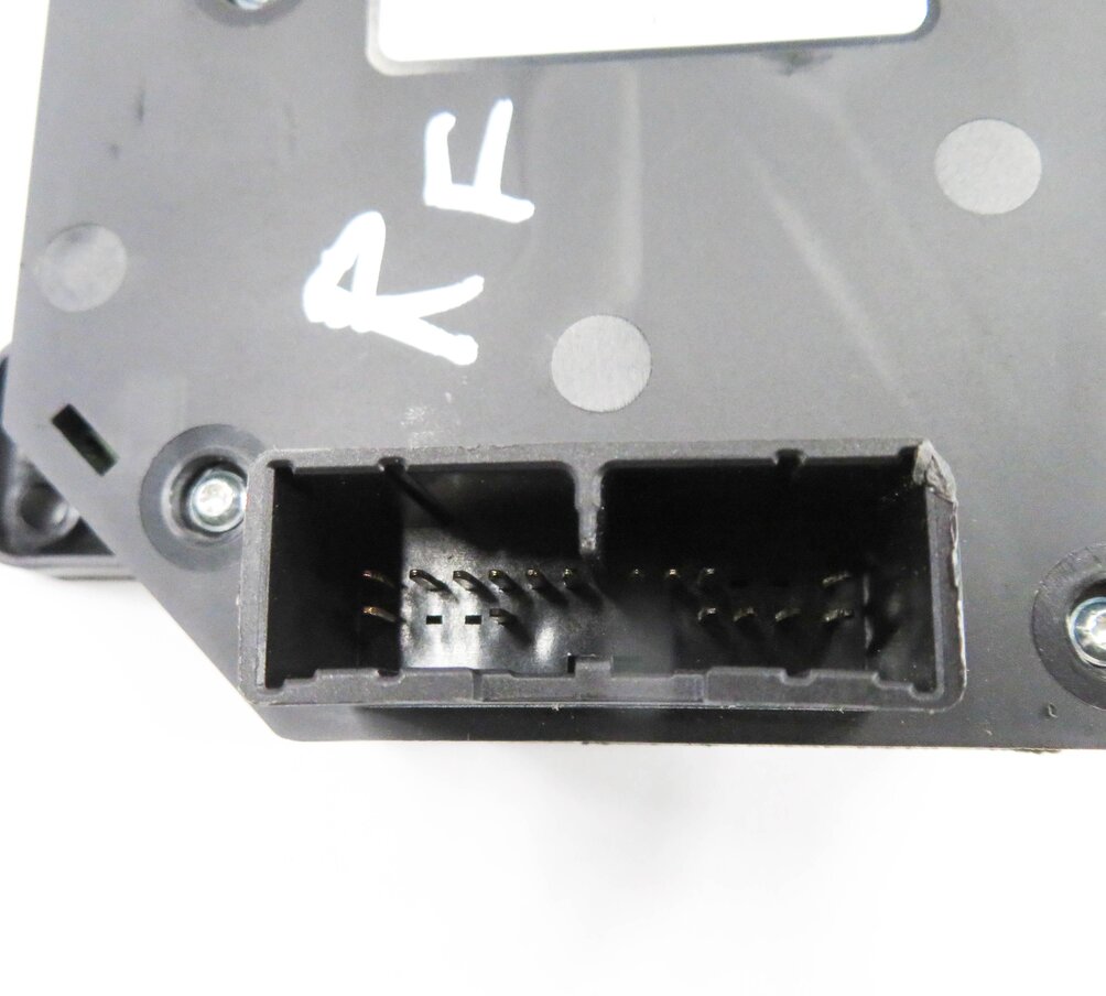 Thumbnail 7: 2013 RANGE ROVER SPORT (L320) RIGHT FRONT PASSENGER SEAT ADJUSTMENT SWITCH
