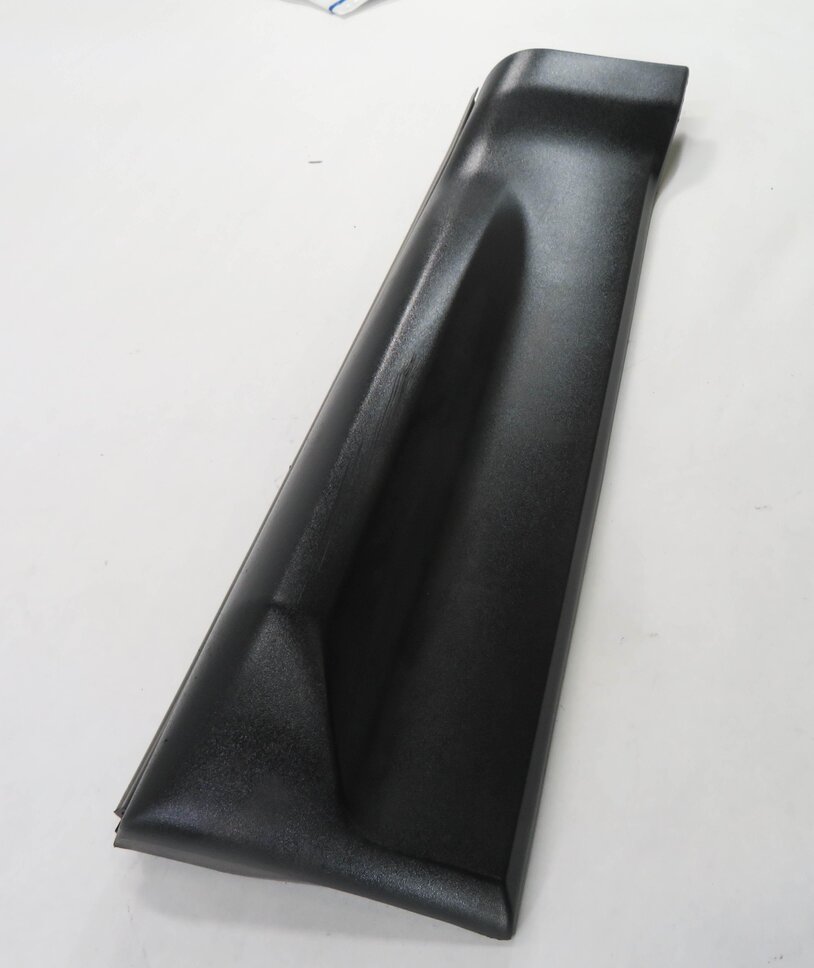 Thumbnail 3: 2013 RANGE ROVER SPORT (L320) RIGHT REAR DOOR MOULDING TRIM RUNNER