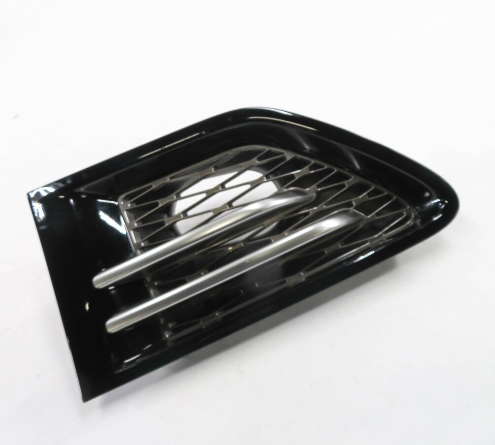 2013 RANGE ROVER SPORT (L320) LEFT FENDER VENT GRILLE TRIM (SANTORINI BLACK 820)