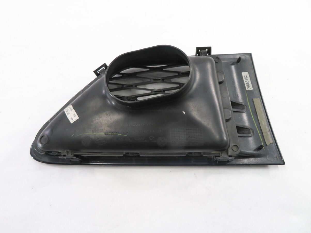 Thumbnail 6: 2013 RANGE ROVER SPORT (L320) LEFT FENDER VENT GRILLE TRIM (SANTORINI BLACK 820)