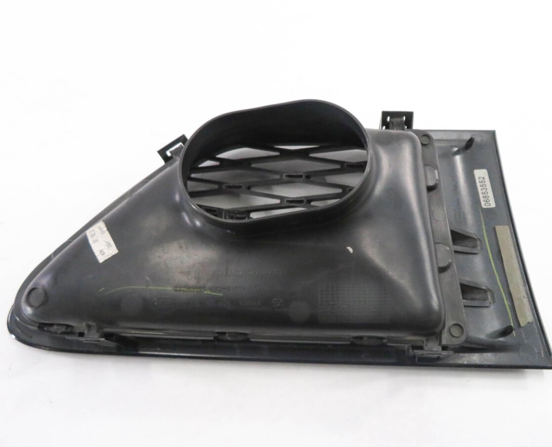 Thumbnail 7: 2013 RANGE ROVER SPORT (L320) LEFT FENDER VENT GRILLE TRIM (SANTORINI BLACK 820)
