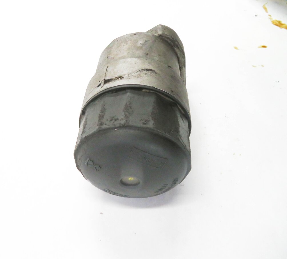 Thumbnail 5: 2013 RANGE ROVER SPORT (L320) 5.0L AJ133 V8 ENGINE - OIL FILTER HOUSING