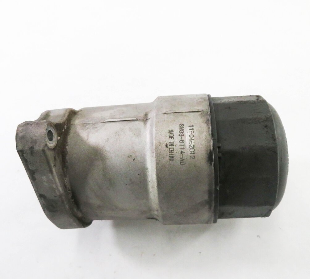 Thumbnail 6: 2013 RANGE ROVER SPORT (L320) 5.0L AJ133 V8 ENGINE - OIL FILTER HOUSING
