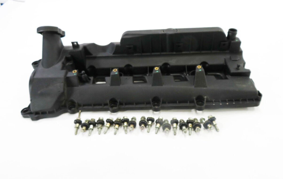 Thumbnail 2: 2010-2018 RANGE ROVER / SPORT (L320 L322 L494 L405) 5.0L V8 - LEFT VALVE COVER