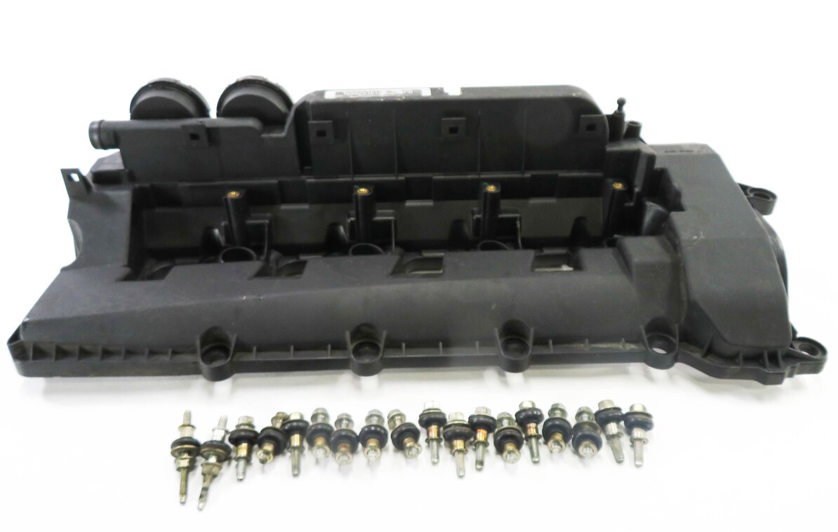 Thumbnail 2: 2010-2018 RANGE ROVER / SPORT (L320 L322 L494 L405) 5.0L V8 - RIGHT VALVE COVER
