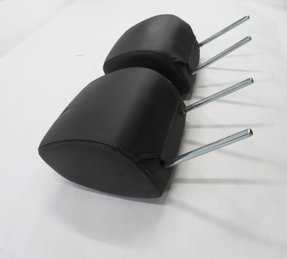 Thumbnail 4: 2013 RANGE ROVER SPORT (L320) FRONT LEFT & RIGHT HEADREST SET-2 (BLACK LEATHER)