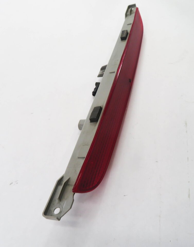 Thumbnail 4: 2011 BMW X5 (E70) REAR 3rd THIRD BRAKE LIGHT LAMP