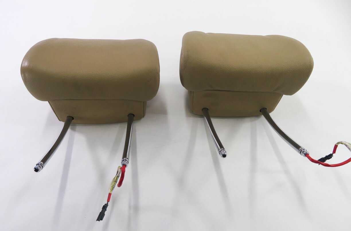 Thumbnail 2: 2011 BMW X5 (E70) FRONT LEFT & RIGHT SEAT HEADREST SET-2 (BEIGE LEATHER LUB4)