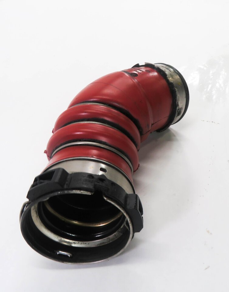 Thumbnail 3: 2011 BMW X5 (E70) 3.0L M57Y DIESEL ENGINE - TURBO CHARGE PIPE HOSE TUBE