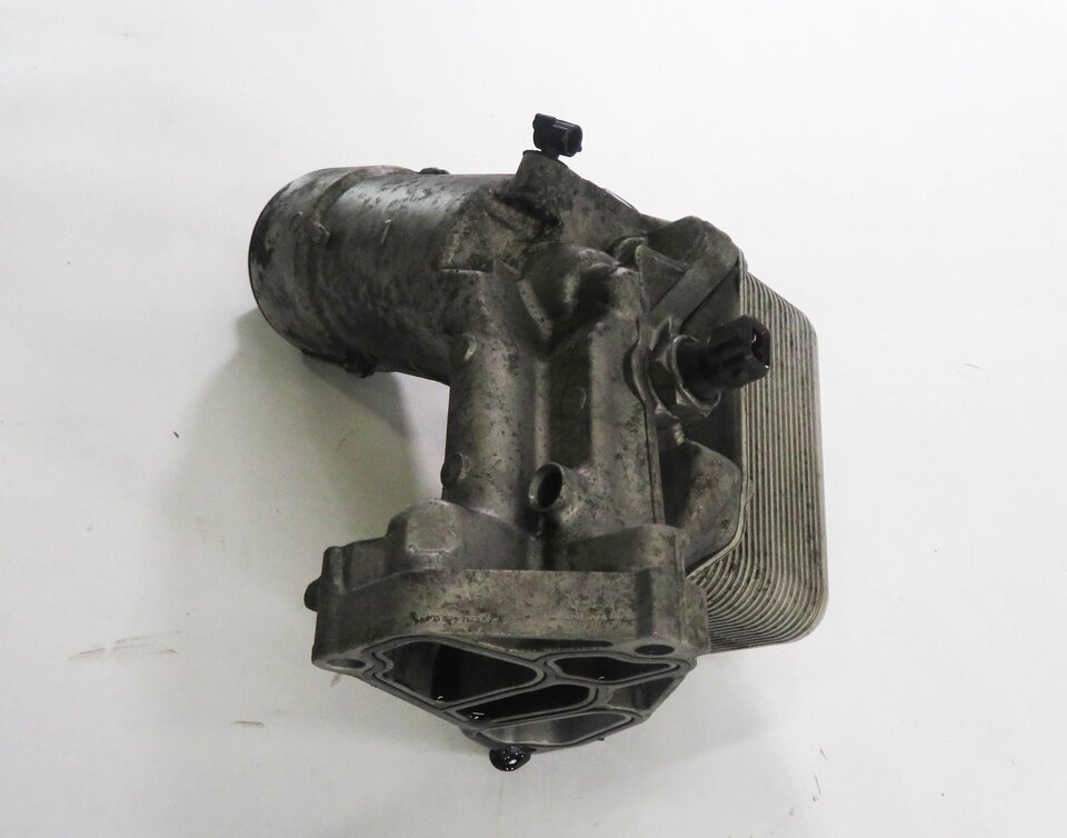 Thumbnail 3: 2011 BMW X5 (E70) 3.0L M57Y DIESEL ENGINE - MOTOR OIL FLUID FILTER HOUSING