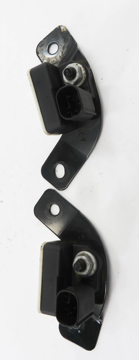 Thumbnail 5: 2010 MERCEDES E550 (W212) AIR SUSPENSION ACCELERATION ACCELEROMETER SENSOR SET-2