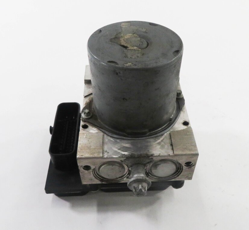 Thumbnail 5: 2010 MERCEDES E550 (W212) ABS ANTI LOCK BRAKE PUMP w/ MODULE