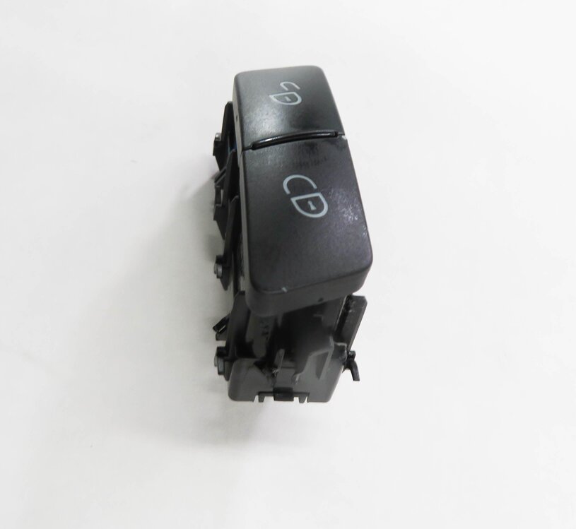 Thumbnail 4: 2010 MERCEDES E550 (W212) RIGHT FRONT PASSENGER DOOR LOCK SWITCH BUTTON