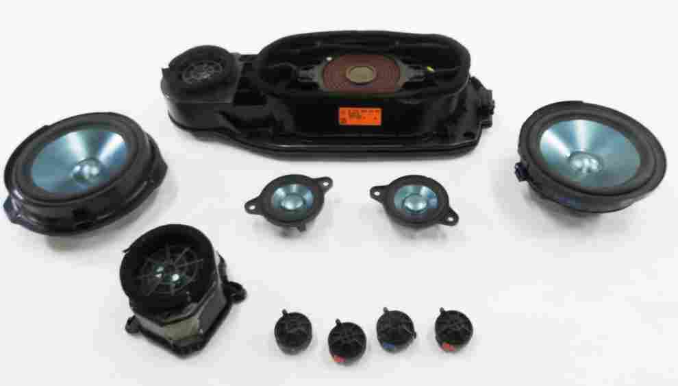 Thumbnail 2: 2010 MERCEDES E550 (W212) HARMAN LOGIC 7 AUDIO SUBWOOFER TWEETER SPEAKER SET-10