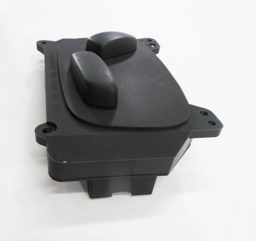 Thumbnail 5: 2010 LAND ROVER LR4 - RIGHT FRONT PASSENGER SEAT ADJUSTMENT SWITCH