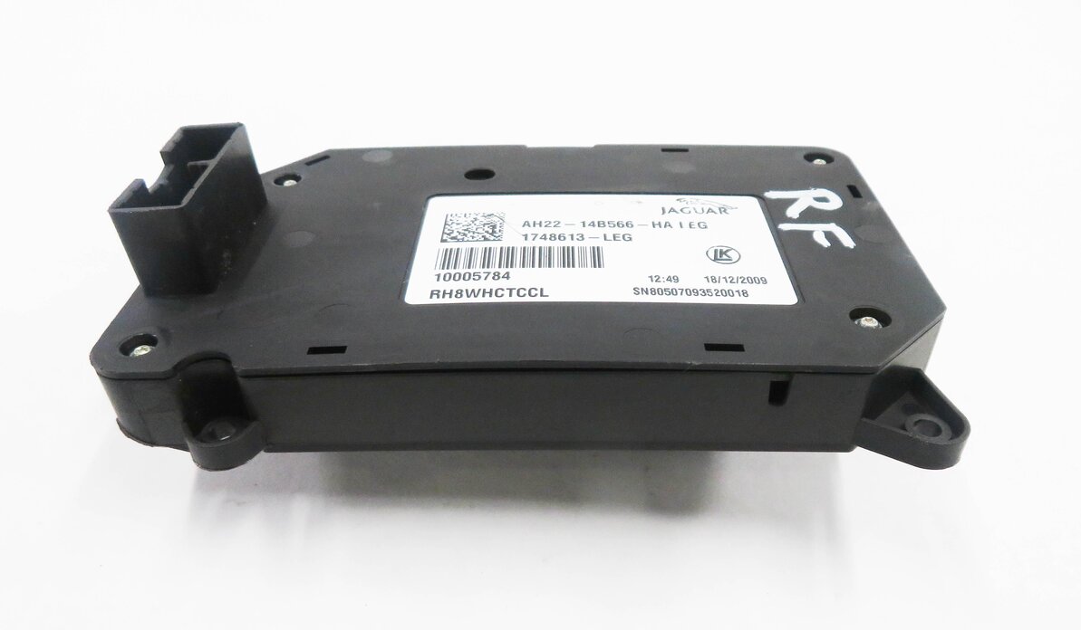 Thumbnail 8: 2010 LAND ROVER LR4 - RIGHT FRONT PASSENGER SEAT ADJUSTMENT SWITCH