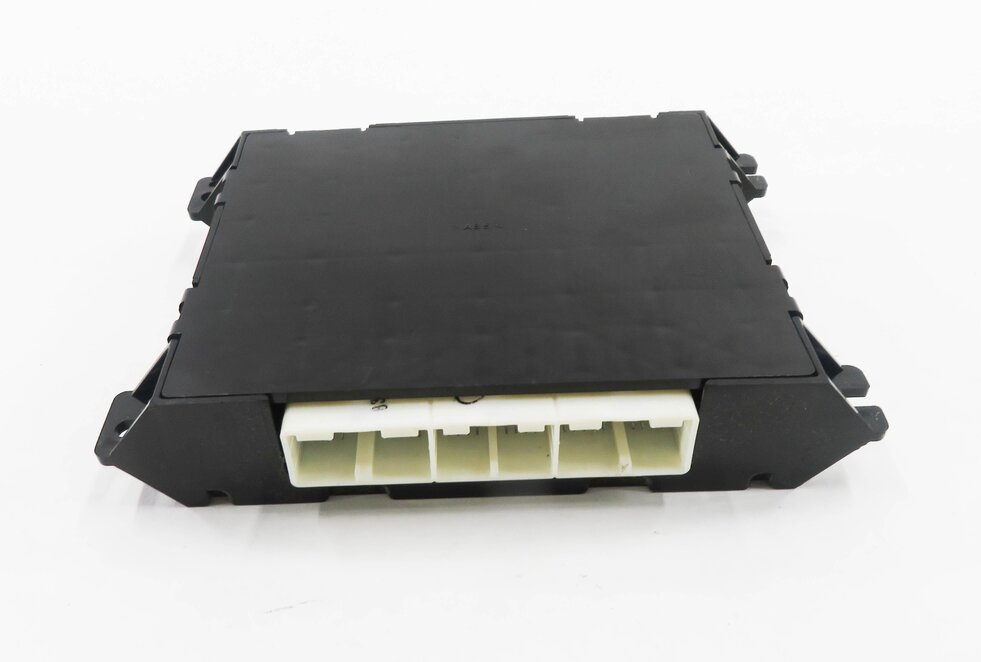 Thumbnail 2: 2010 LAND ROVER LR4 - HEATER A/C TEMPERATURE CONTROL MODULE
