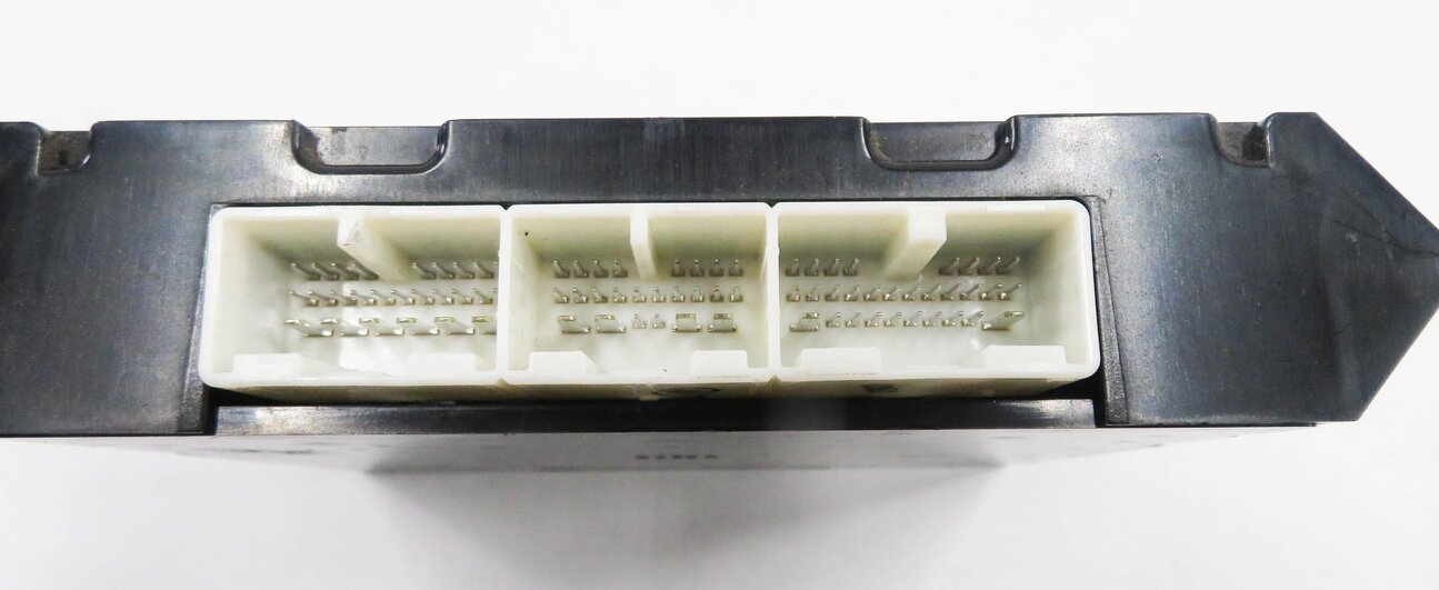 Thumbnail 8: 2010 LAND ROVER LR4 - HEATER A/C TEMPERATURE CONTROL MODULE
