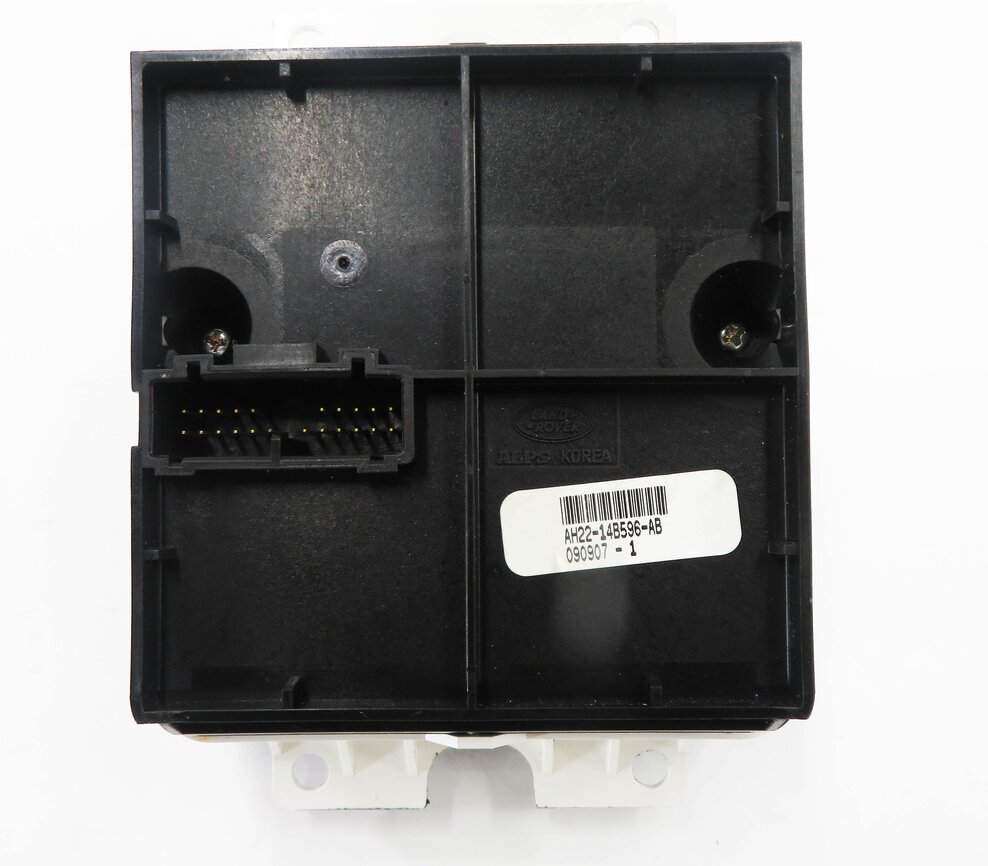 Thumbnail 7: 2010 LAND ROVER LR4 - TRACTION CONTROL SUSPENSION TERRAIN SWITCH BUTTON PANEL