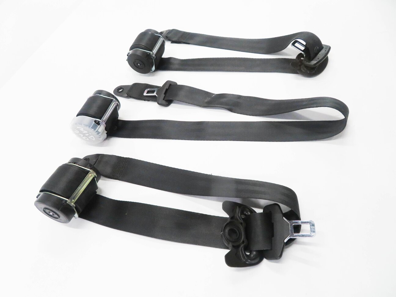 Thumbnail 4: 2010 LAND ROVER LR4 - REAR 2nd SECOND ROW SEAT - SEATBELT RETRACTOR SET (BLACK)