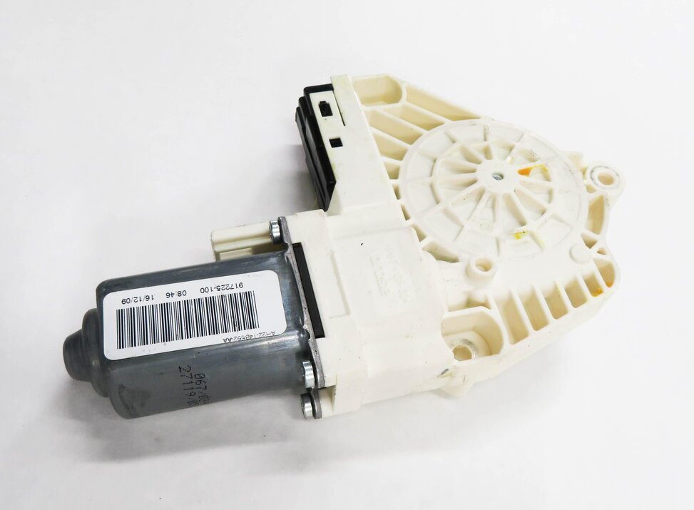 Thumbnail 4: 2010-2016 LR4 RANGE ROVER SPORT (L320) RIGHT FRONT PASSENGER POWER WINDOW MOTOR