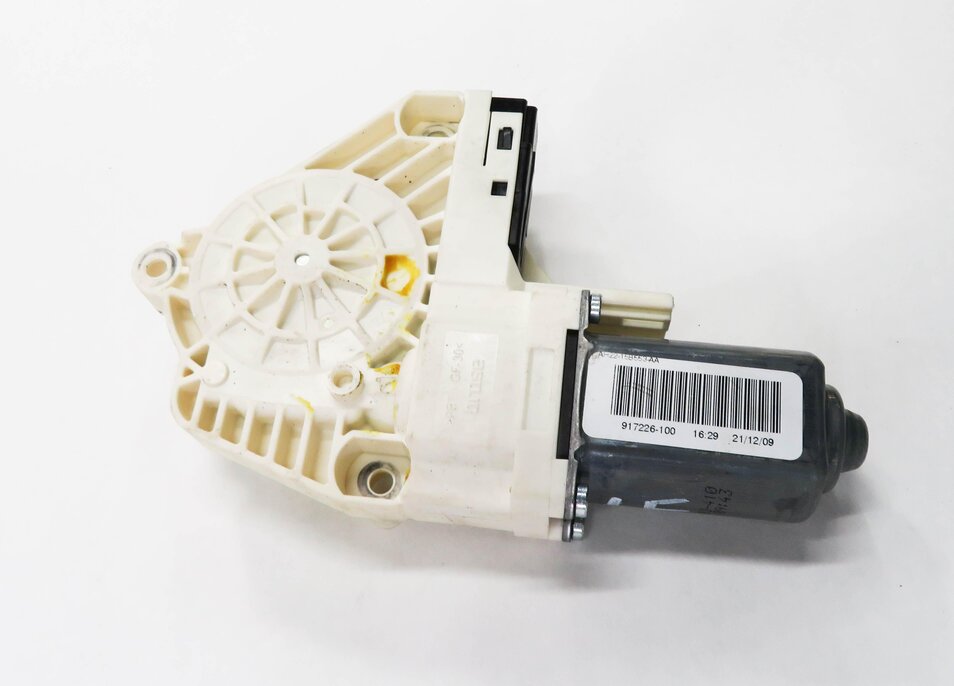 Thumbnail 4: 10-16 LAND ROVER LR4 / RANGE ROVER SPORT (L320) LEFT FRONT DRIVER WINDOW MOTOR