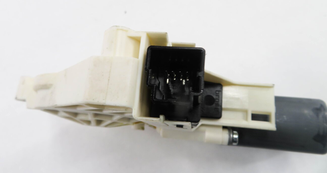 Thumbnail 8: 10-16 LAND ROVER LR4 / RANGE ROVER SPORT (L320) LEFT FRONT DRIVER WINDOW MOTOR